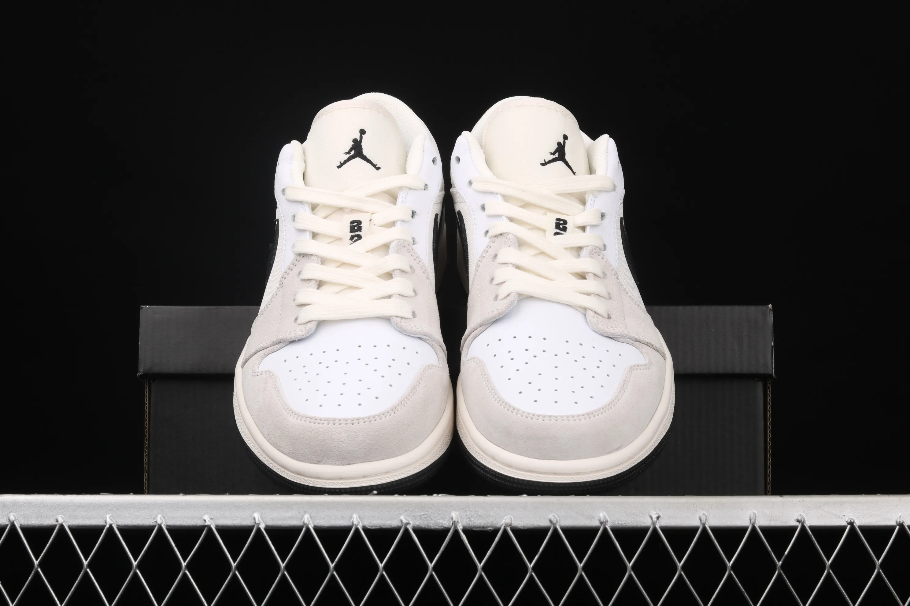 All categories Air Jordan Jordan series basketball shoes Air Jordan 1 Low Air Jordan AJ1 Low AJ1 Joe 1 low white and black canvas splicing DC3533-100